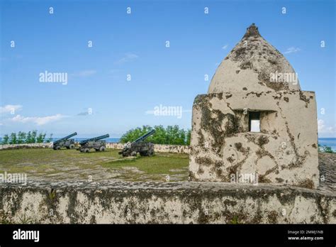  Le Fort de Nuestra Señora de la Soledad: Un bastion historique face à la mer et un symbole de résistance filipine!