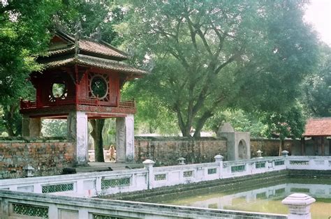 Le Temple de la Littérature: Un Joyau Architectural et un Oasis de Tranquillité à Hanoï!